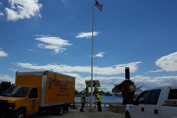 Lockport Powerhouse Solar Flagpole Light 洛克波特强国太阳能旗杆灯